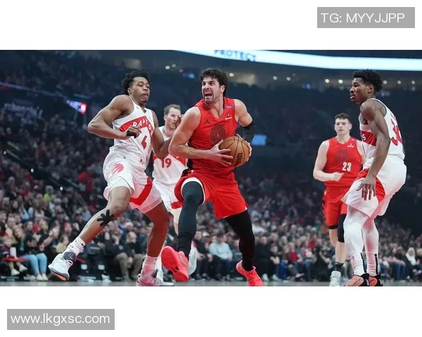 开拓者队客场惨败给猛龙队，失去连胜势头